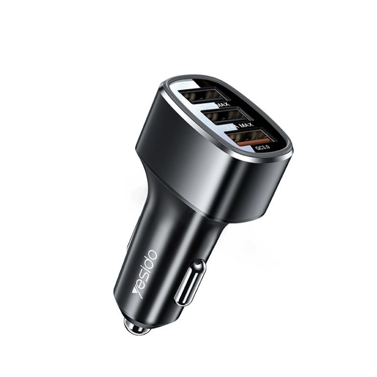 Y46 3 USB Ports Multifunction DC Fast QC شحن Station شاحن سيارة