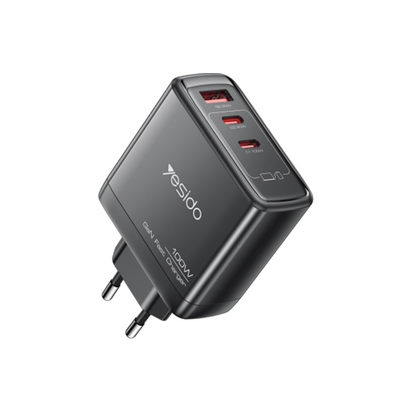YC142 GaN PD100W شحن سريع Smaller Size 2*USB-C & USB-A Three Ports European Stوard شاحن