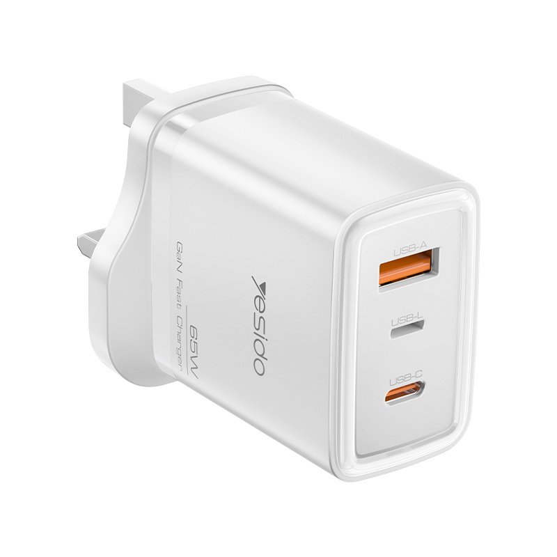 YC89 3 منافذ Quick Punch A+C+L 65W شحن سريع UK Spec GaN شاحن مع C To L كابل